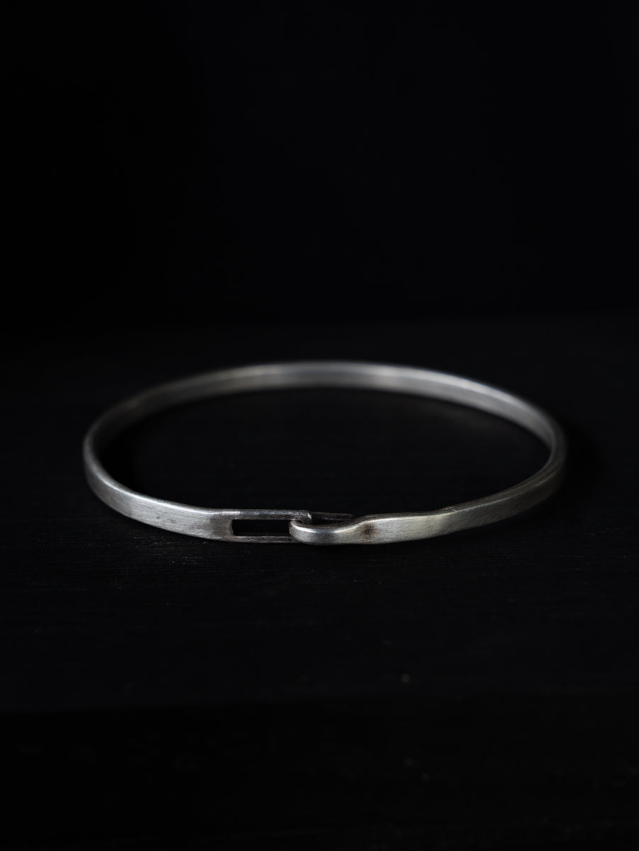 Silver Hook Bangle – PRY