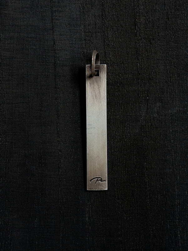 PLATE Key Charm