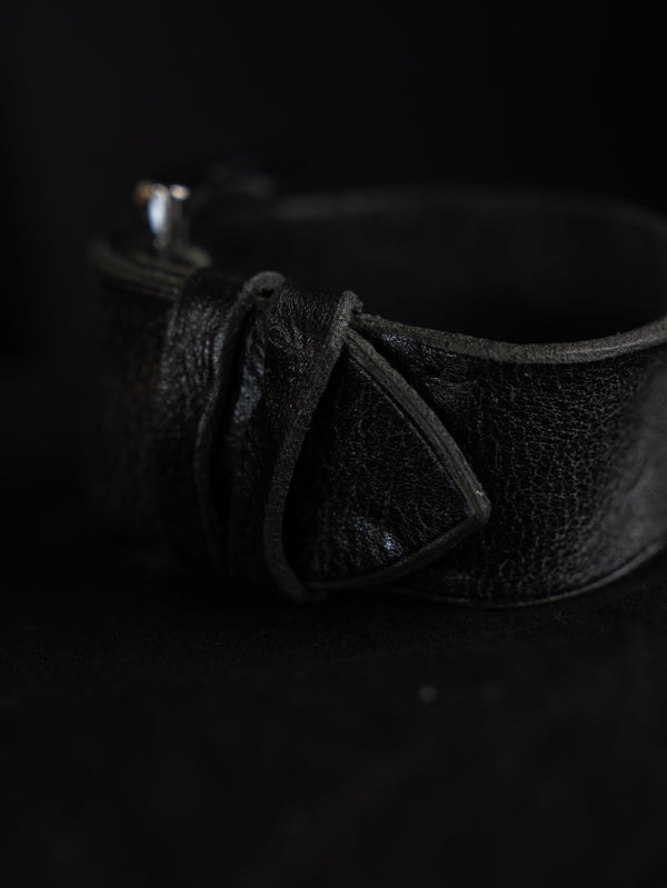 Sculpted Leather Buckle Bracelet