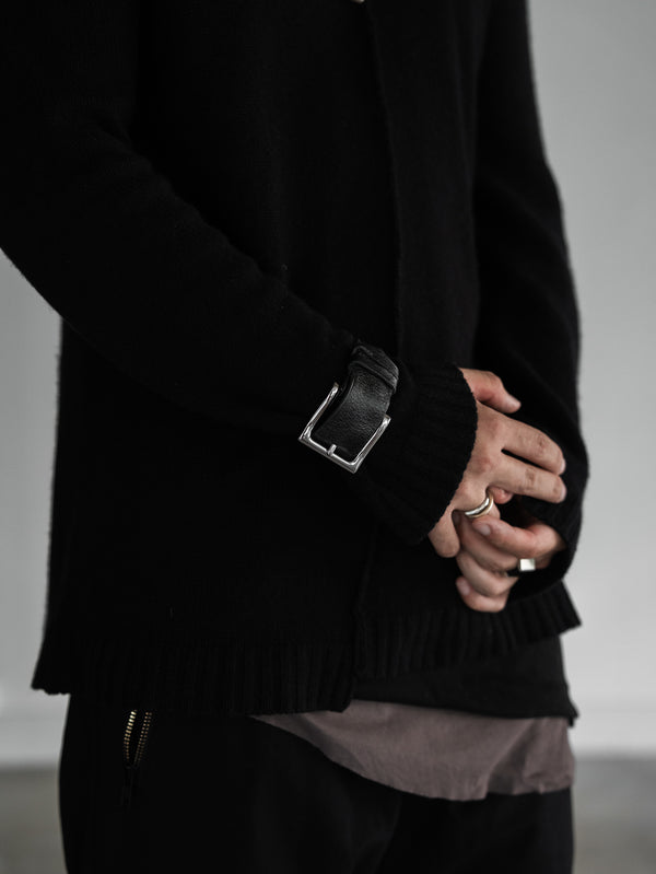 Sculpted Leather Buckle Bracelet