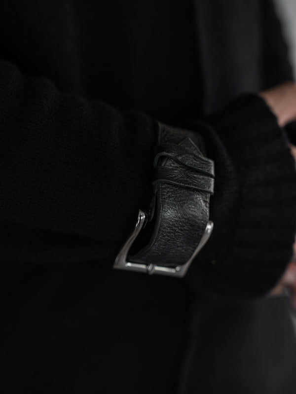 Sculpted Leather Buckle Bracelet