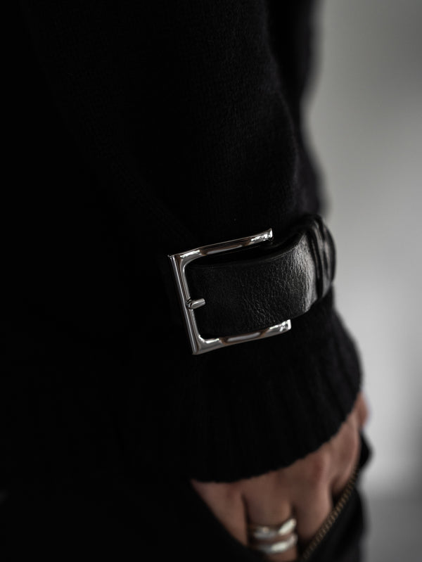 Sculpted Leather Buckle Bracelet