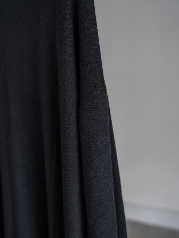 Cashmere Balloon Sleeve Knit【black】