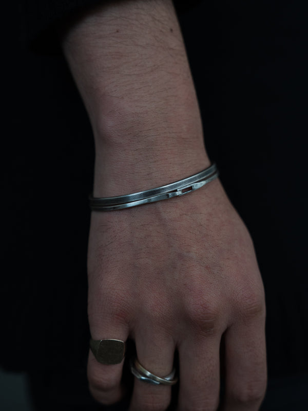 Silver Hook Bangle [narrow]