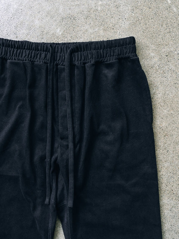 Cut-off Flare Sweatpants [Velvet Black]