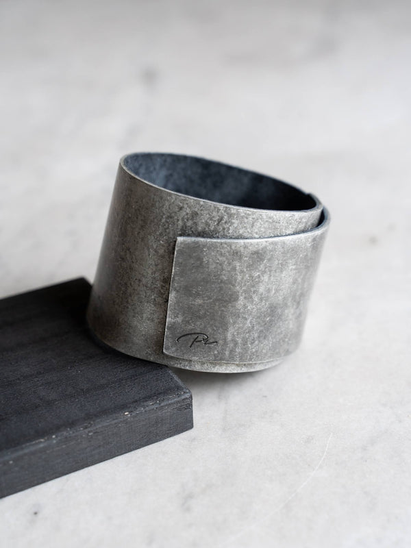 Stannum Leather Bracelet 001