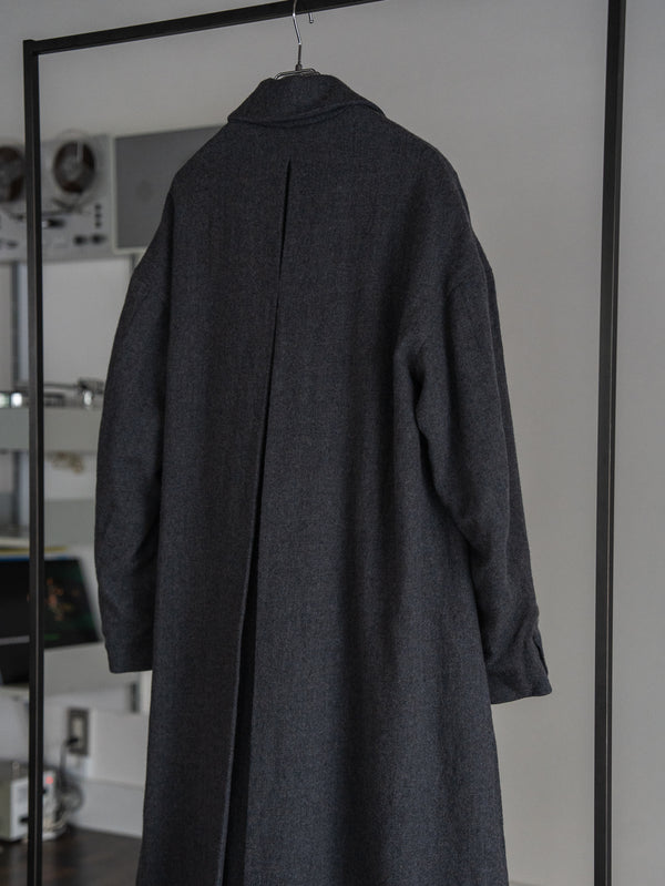 Back-Vent Washed-Serge Overcoat [尾州ウール]【dark gray】