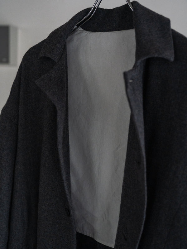 Back-Vent Washed-Serge Overcoat [尾州ウール]【dark gray】