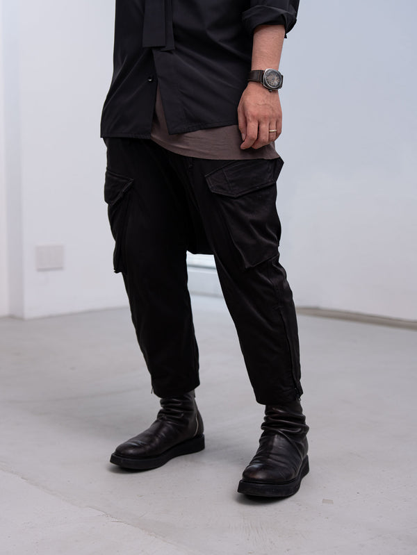 Velvet Suede Sarouel Crop Pants [BLACK]