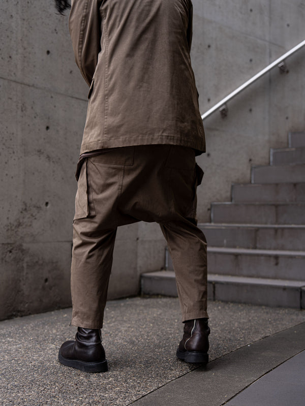 Velvet Suede Sarouel Crop Pants [UMBER]