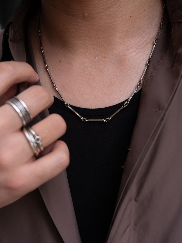 Vestige Bone Necklace [k10 gold]
