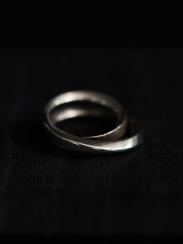 Double Twist Triangle Ring