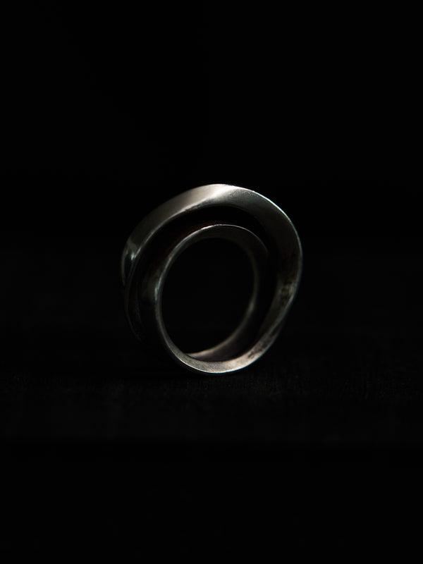 Double Twist Triangle Ring