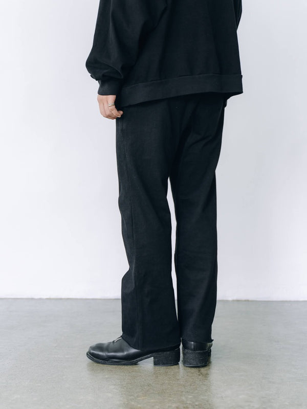 Cut-off Flare Sweatpants [Velvet Black]