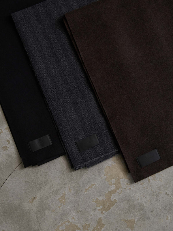 MTR Cashmere Stole [dark brown]