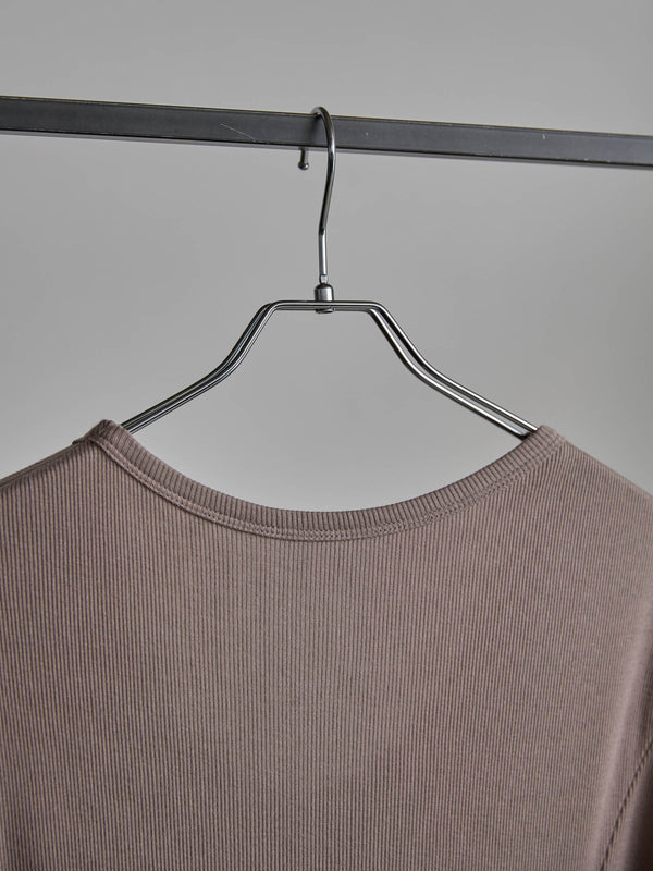 Modal Cotton Layered U-neck T-shirt【TAUPE】