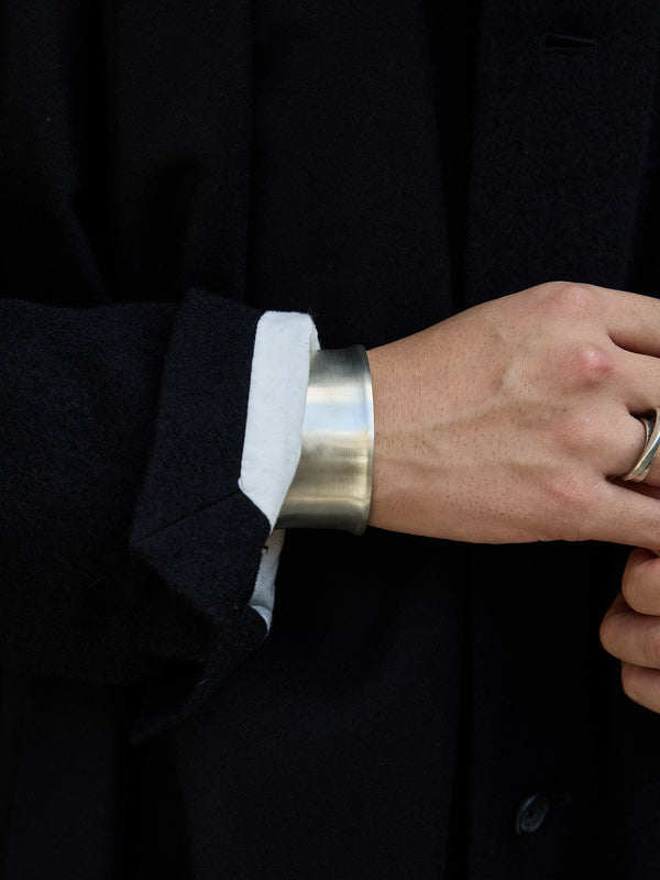 STILL Curve Bangle [xxxl]