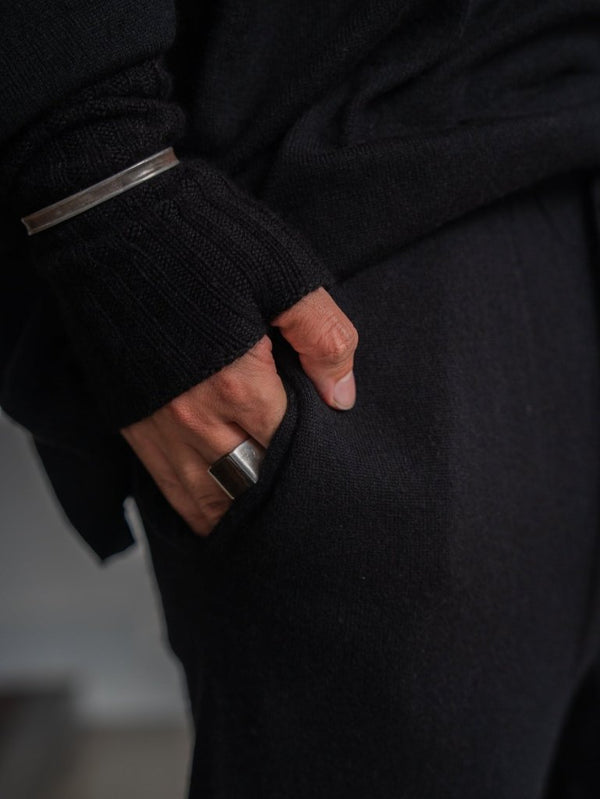 Cashmere Easy Flare Pants【black】 - PRY