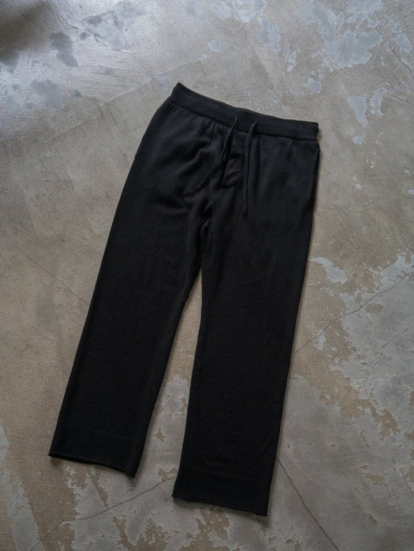 Cashmere Easy Flare Pants【black】 - PRY