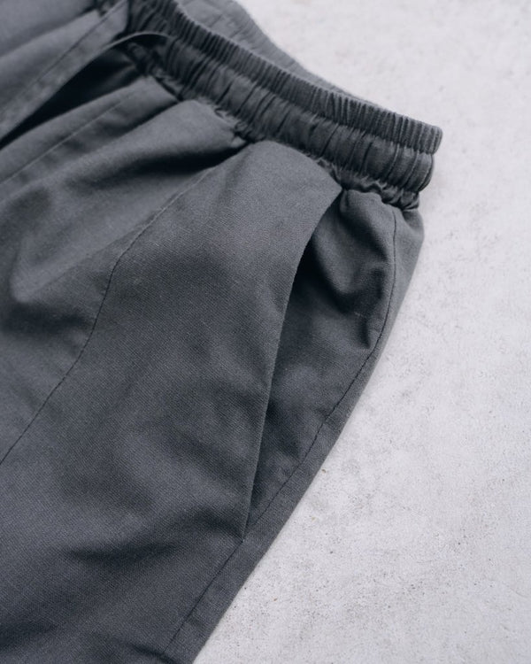 【アーカイブ販売】DarkGray Modern Cut Linen Shorts [for setup] - PRY