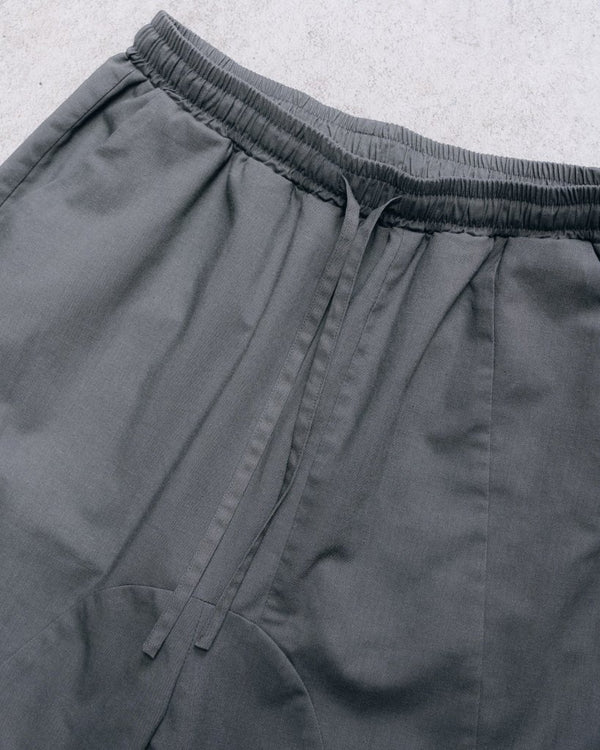 【アーカイブ販売】DarkGray Modern Cut Linen Shorts [for setup] - PRY