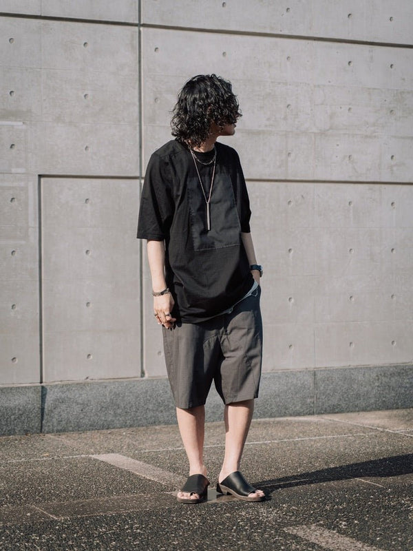 【アーカイブ販売】DarkGray Modern Cut Linen Shorts [for setup] - PRY
