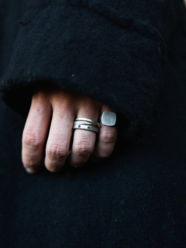 Double Crafted Edge Ring - PRY