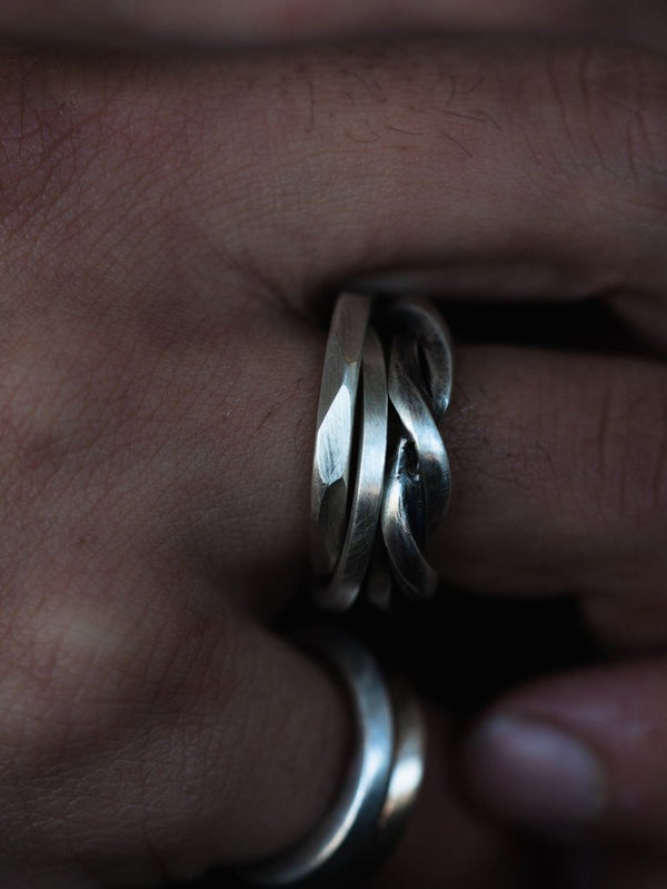 Double Crafted Edge Ring - PRY