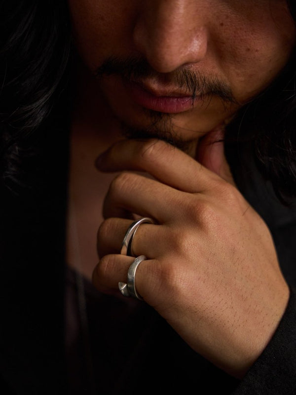 Double Twist Triangle Ring - PRY