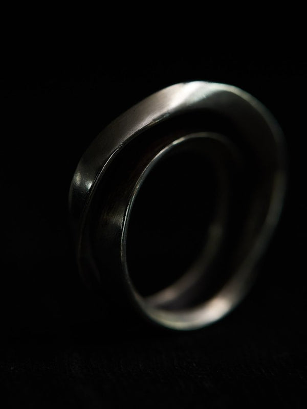 Double Twist Triangle Ring - PRY