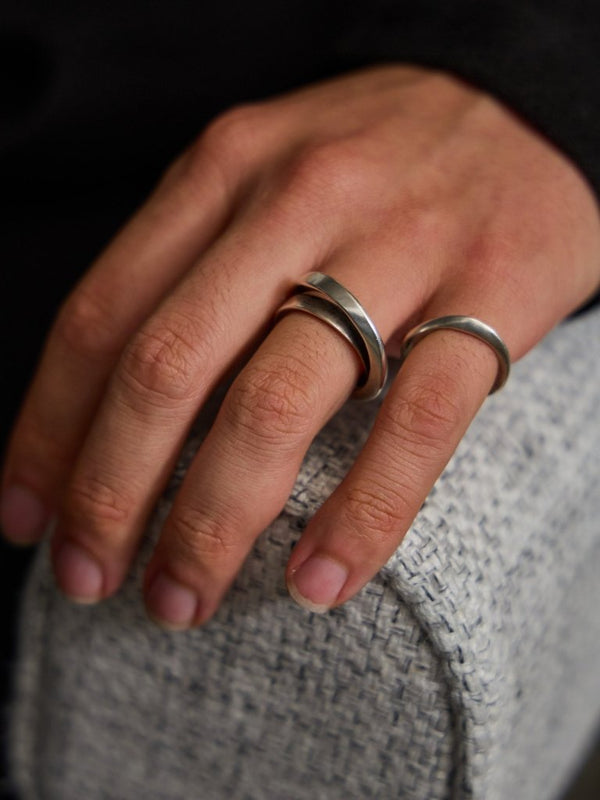 Double Twist Triangle Ring - PRY