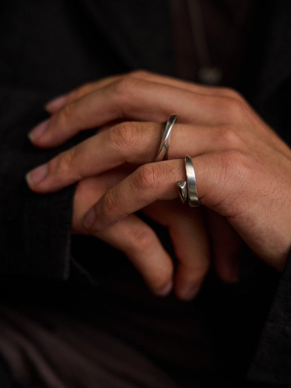 Double Twist Triangle Ring - PRY