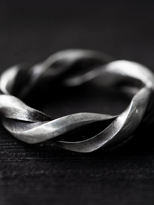 Double Twisted Ring - PRY