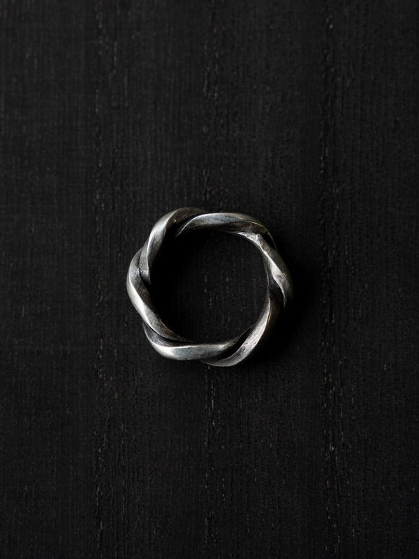 Double Twisted Ring - PRY