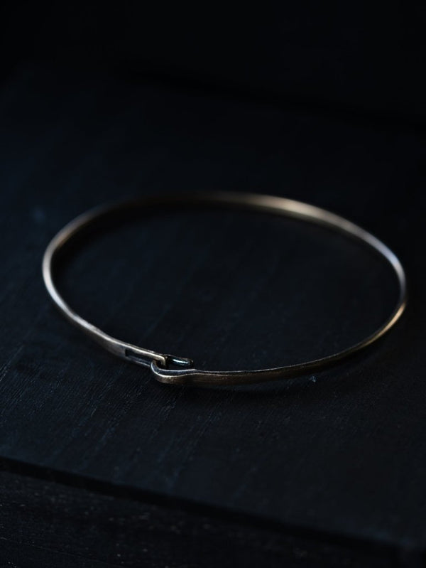 K10 Hook Bangle [narrow] - PRY