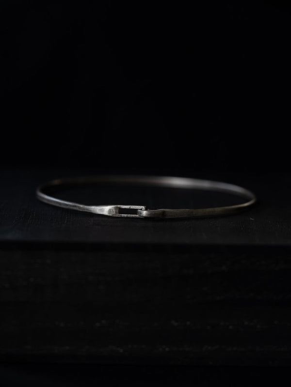 Silver Hook Bangle [narrow] - PRY