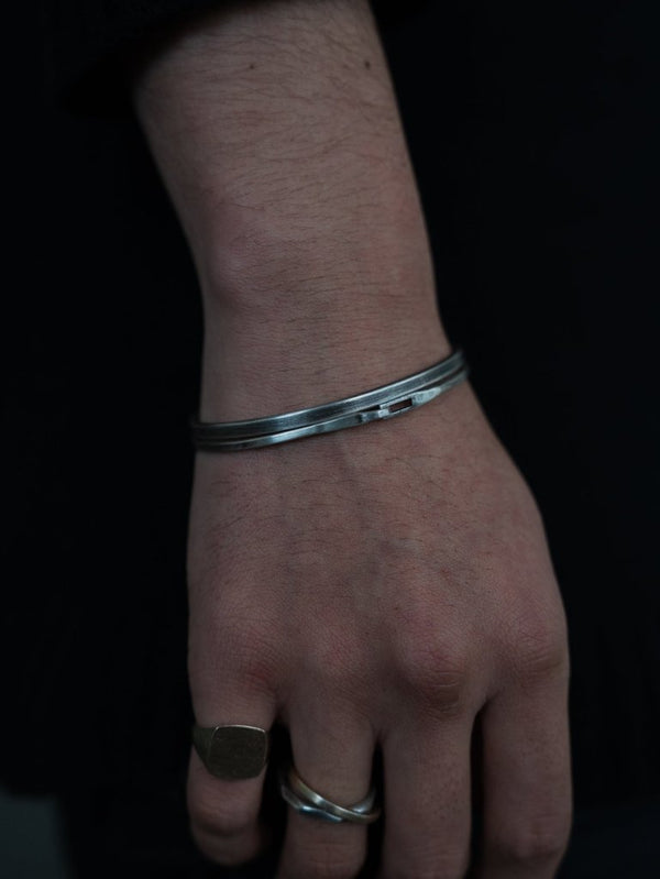 Silver Hook Bangle [narrow] - PRY
