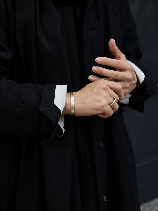 STILL Curve Bangle - PRY