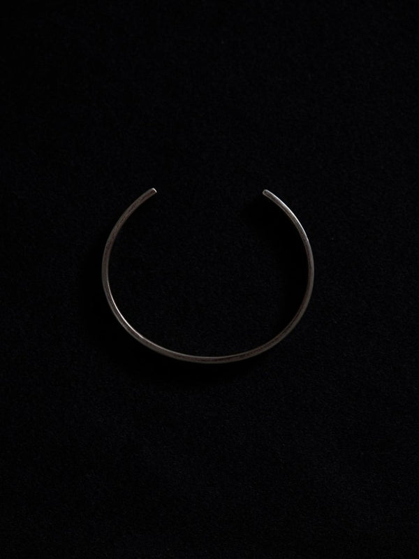 STILL Curve Bangle - PRY