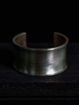 STILL Curve Bangle [xxxl] - PRY