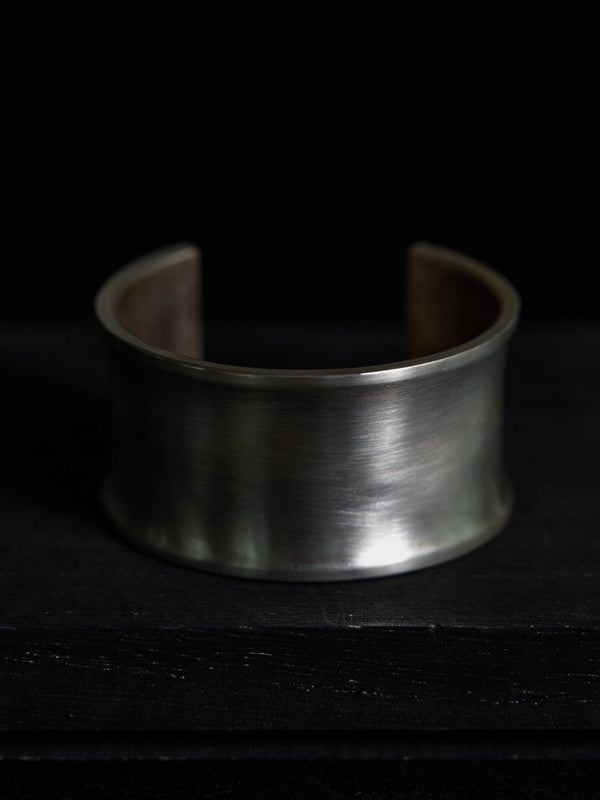 STILL Curve Bangle [xxxl] - PRY