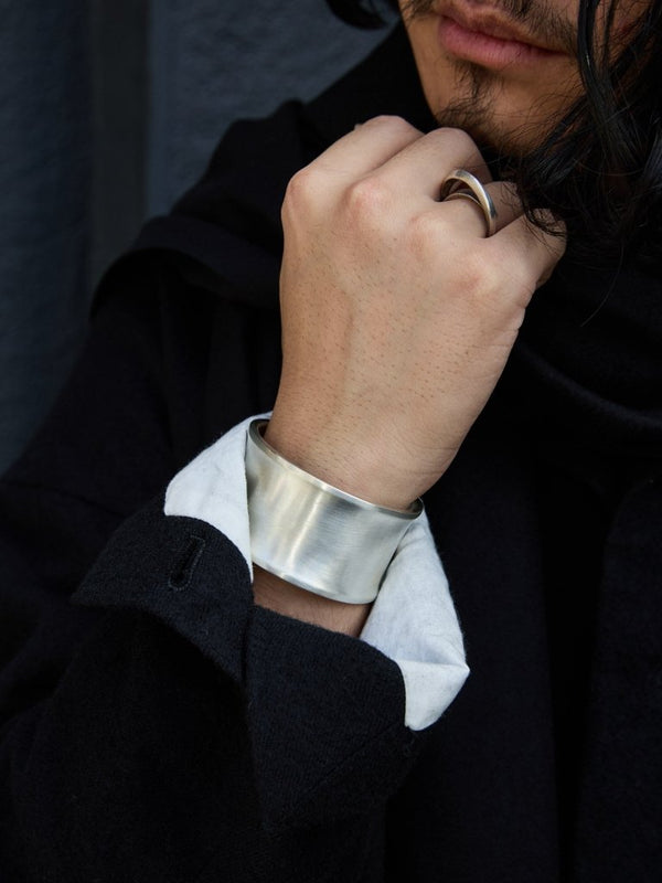STILL Curve Bangle [xxxl] - PRY
