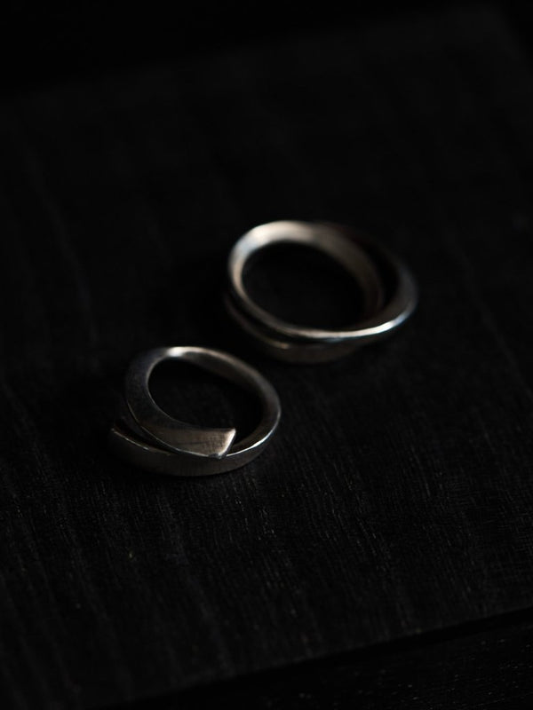 Twist Triangle Ring - PRY