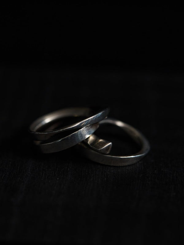 Twist Triangle Ring - PRY