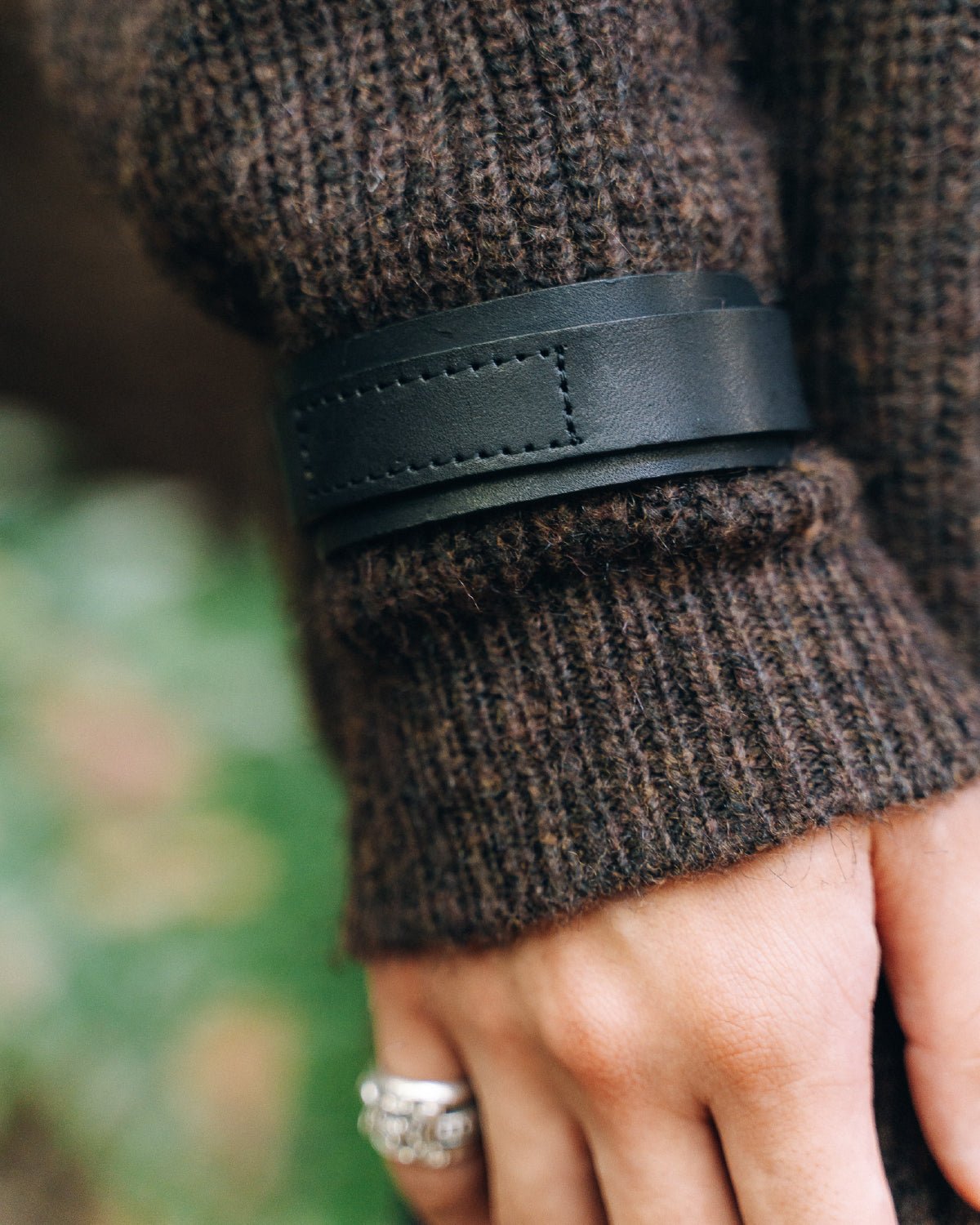 no. x PRY Real Leather Buckle Bracelet